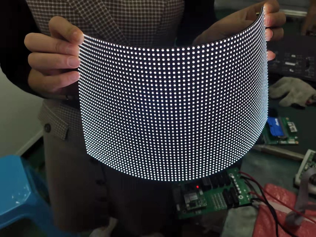 5V 60A 屋外LEDビデオディスプレイ 多彩LEDパネルスクリーン