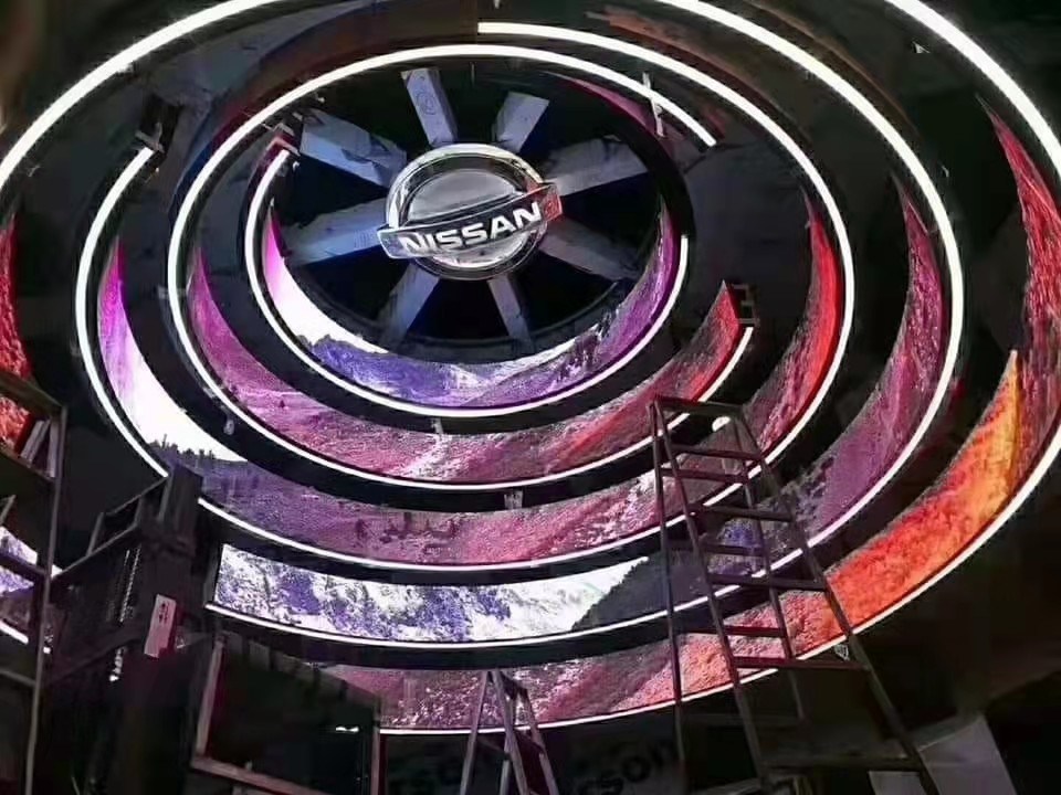 5V 60A 屋外LEDビデオディスプレイ 多彩LEDパネルスクリーン